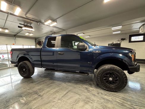 Used 2018 Ford F150 XL w/ Equipment Group 101A Mid AWD/4WD image 14