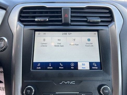 Used 2020 Ford Fusion SE image 25