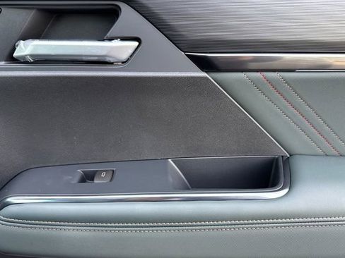 New 2026 GMC Acadia AT4 w/ Luxury Package image 21