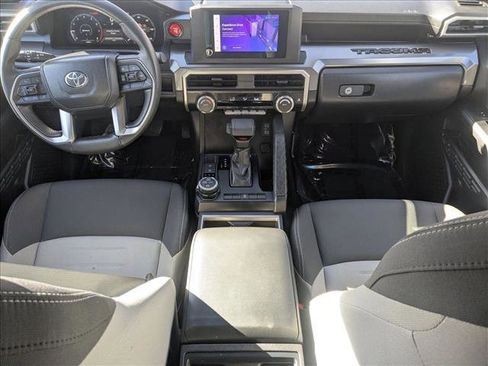 Used 2024 Toyota Tacoma TRD Off-Road image 15