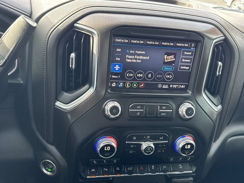 Used 2020 GMC Sierra 1500 AT4 w/ AT4 Premium Package AWD/4WD image 13