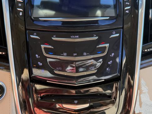 Used 2020 Cadillac Escalade Premium Luxury image 65