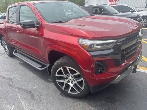 Used 2024 Chevrolet Colorado Z71 w/ Z71 Convenience Package 2 AWD/4WD image 5