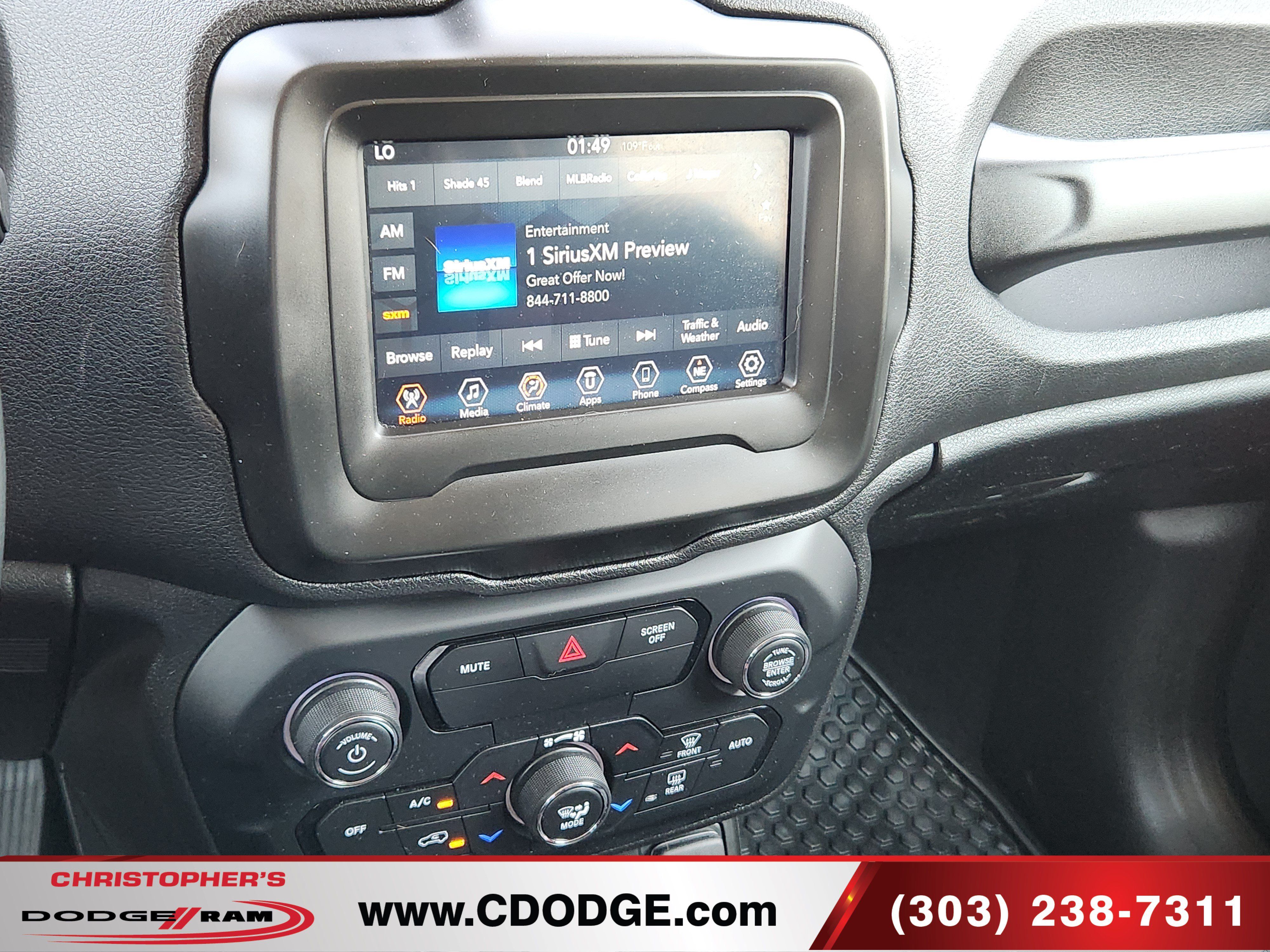 Used 2018 Jeep Renegade Trailhawk AWD/4WD image 12