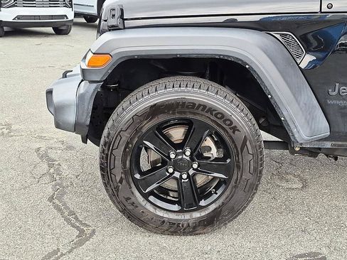 Used 2021 Jeep Wrangler Unlimited Sport AWD/4WD image 10