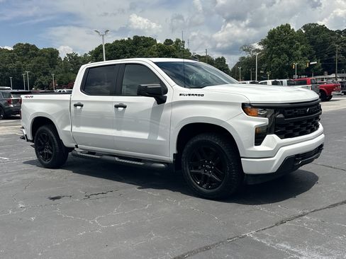 Used 2024 Chevrolet Silverado 1500 Custom w/ Turbomax Blackout Package AWD/4WD image 2