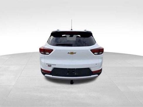 Used 2025 Chevrolet TrailBlazer LT w/ Convenience Package image 5