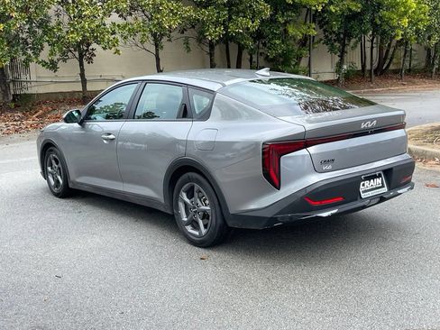 Used 2025 Kia K4 FWD image 5