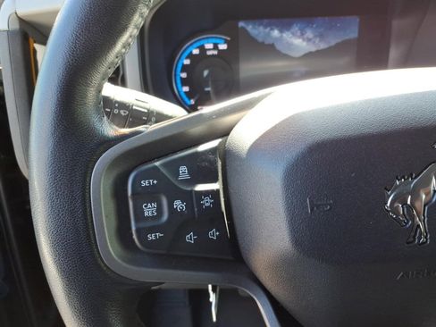 Used 2023 Ford Bronco Badlands AWD/4WD image 12