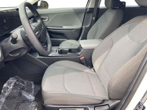 New 2025 Kia K4 FWD image 10