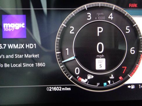 Used 2024 Jaguar F-PACE R-Dynamic S AWD/4WD image 20