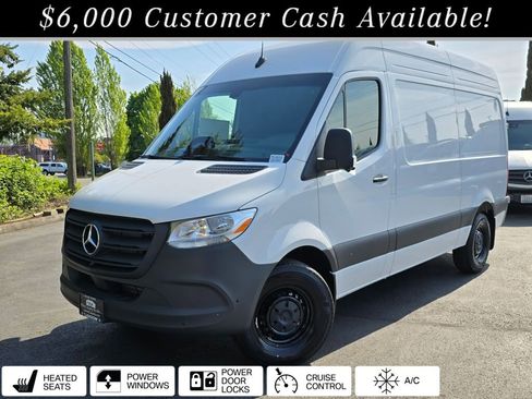 New 2025 Mercedes-Benz Sprinter 2500 image 1