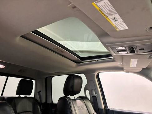 Used 2017 RAM 1500 Laramie w/ Convenience Group AWD/4WD image 26