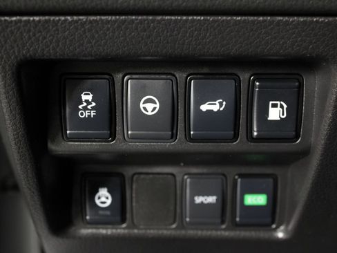 Certified 2020 Nissan Rogue SV w/ Premium Package image 23