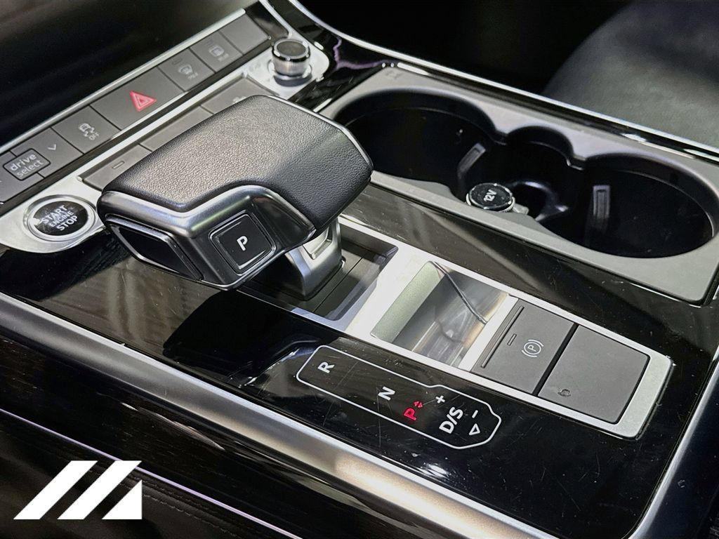 Used 2023 Audi Q7 2.0T Premium Plus AWD/4WD image 19