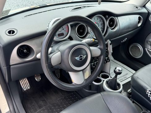 Used 2006 MINI Cooper S FWD image 12