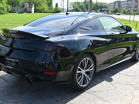 Used 2018 INFINITI Q60 3.0t Luxe image 5