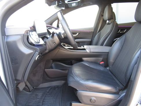Used 2023 Mercedes-Benz EQS 450+ SUV w/ AMG Line Exterior Package image 9