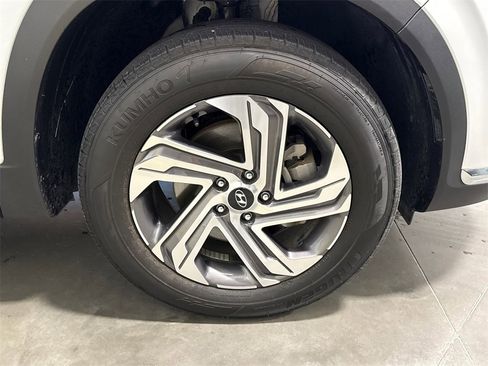 Used 2023 Hyundai Santa Fe SEL w/ Premium Package image 18