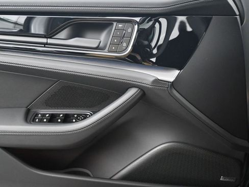 New 2025 Porsche Panamera RWD image 12