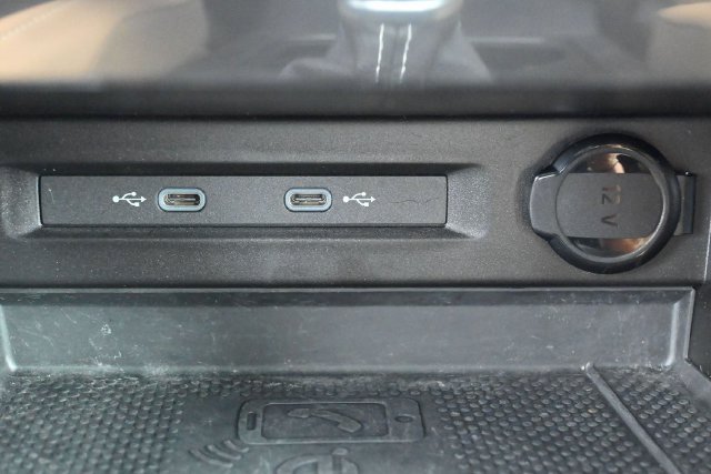 Used 2023 Volkswagen Tiguan SE R-Line FWD image 23
