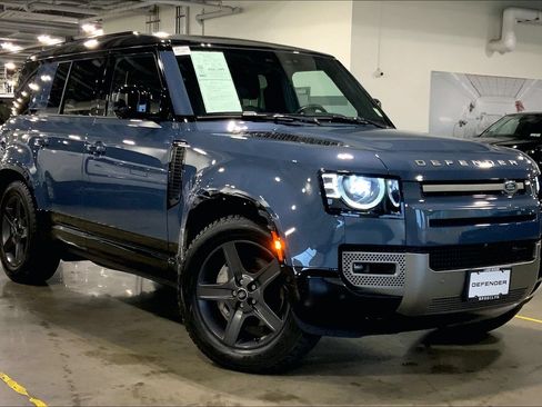 Used 2023 Land Rover Defender 110 X-Dynamic SE AWD/4WD image 2