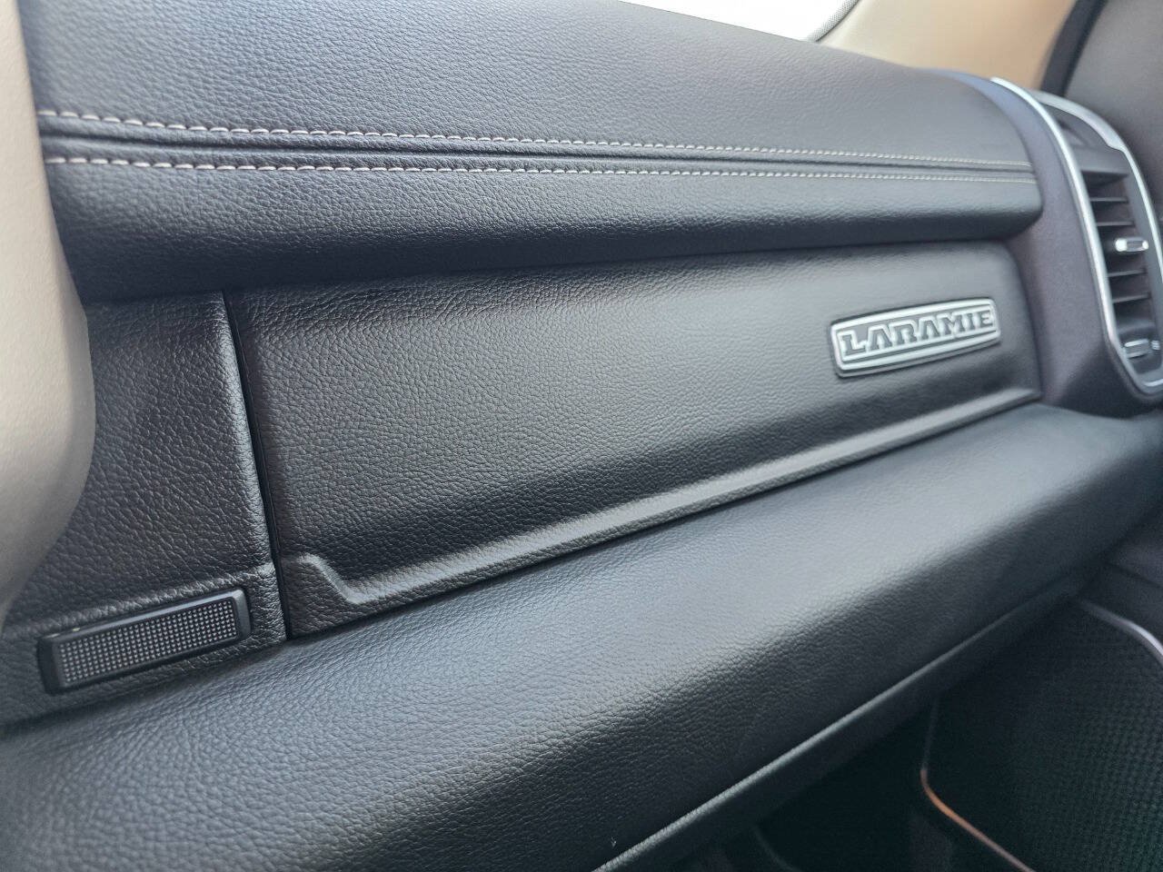Used 2021 RAM 1500 Laramie AWD/4WD image 26