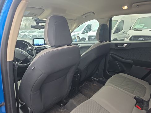 Used 2020 Ford Escape SE image 23