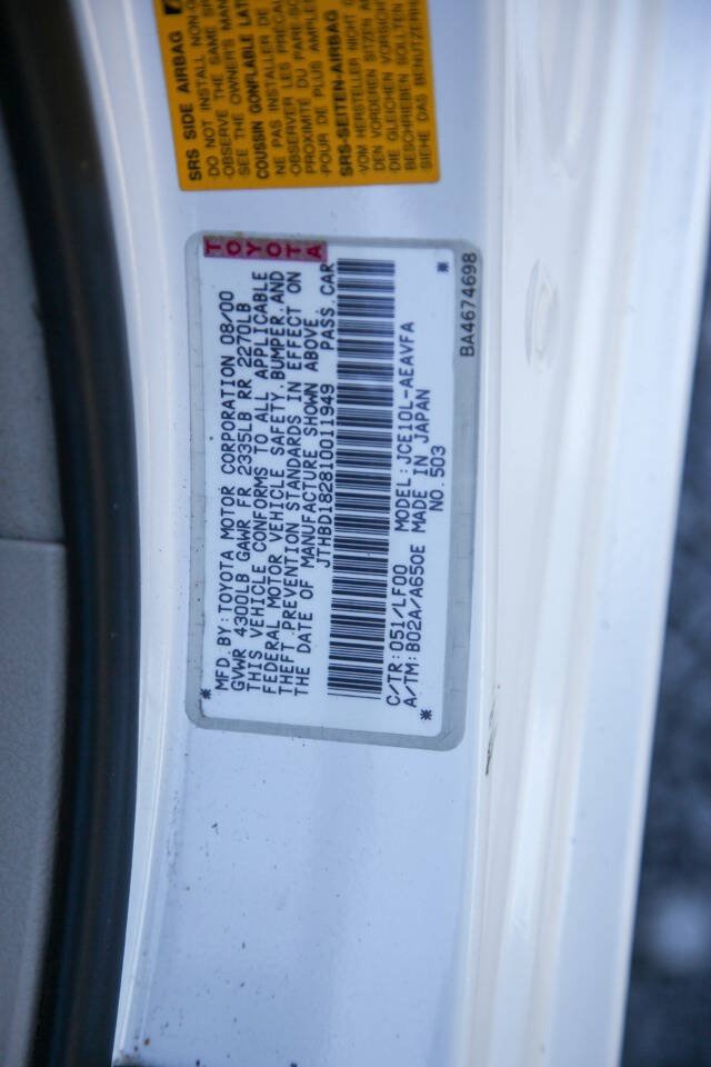 Used 2001 Lexus IS 300 w/ Leather Trim Pkg RWD image 47