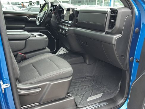 Used 2023 Chevrolet Silverado 1500 LT w/ Protection Package AWD/4WD image 23