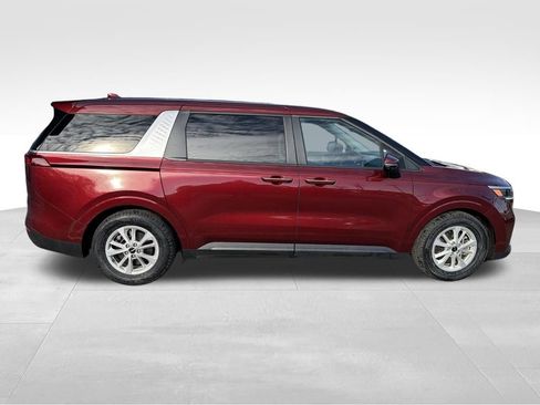 Certified 2023 Kia Carnival LX image 11
