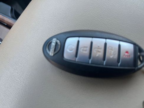 Used 2023 Nissan Armada SL RWD image 28