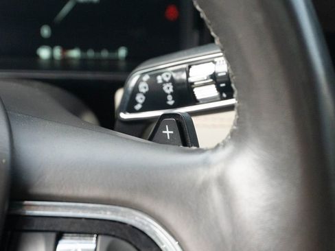 Used 2019 Lincoln Navigator Select w/ Technology Package RWD image 40