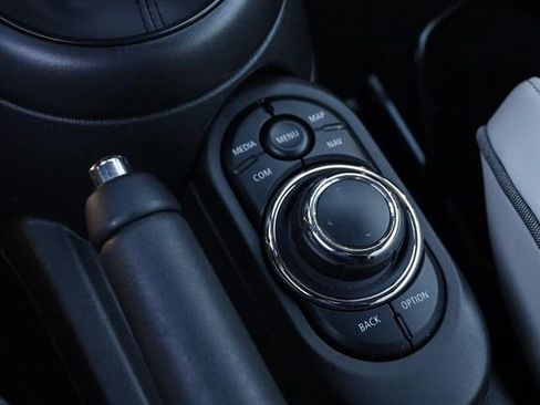 Used 2023 MINI Cooper S image 19