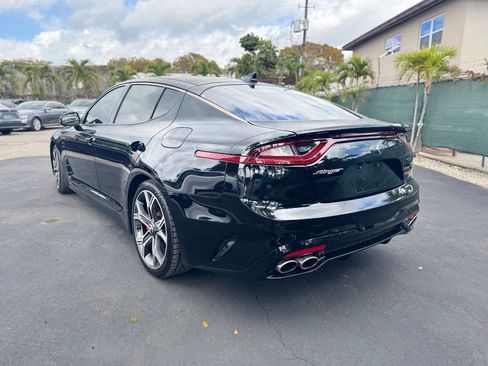 Used 2018 Kia Stinger GT1 image 8