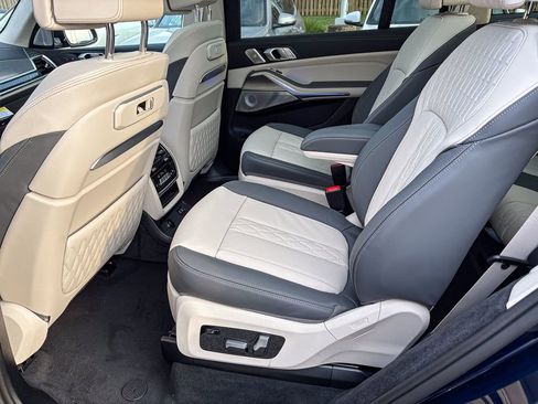 New 2026 BMW X7 xDrive40i image 38