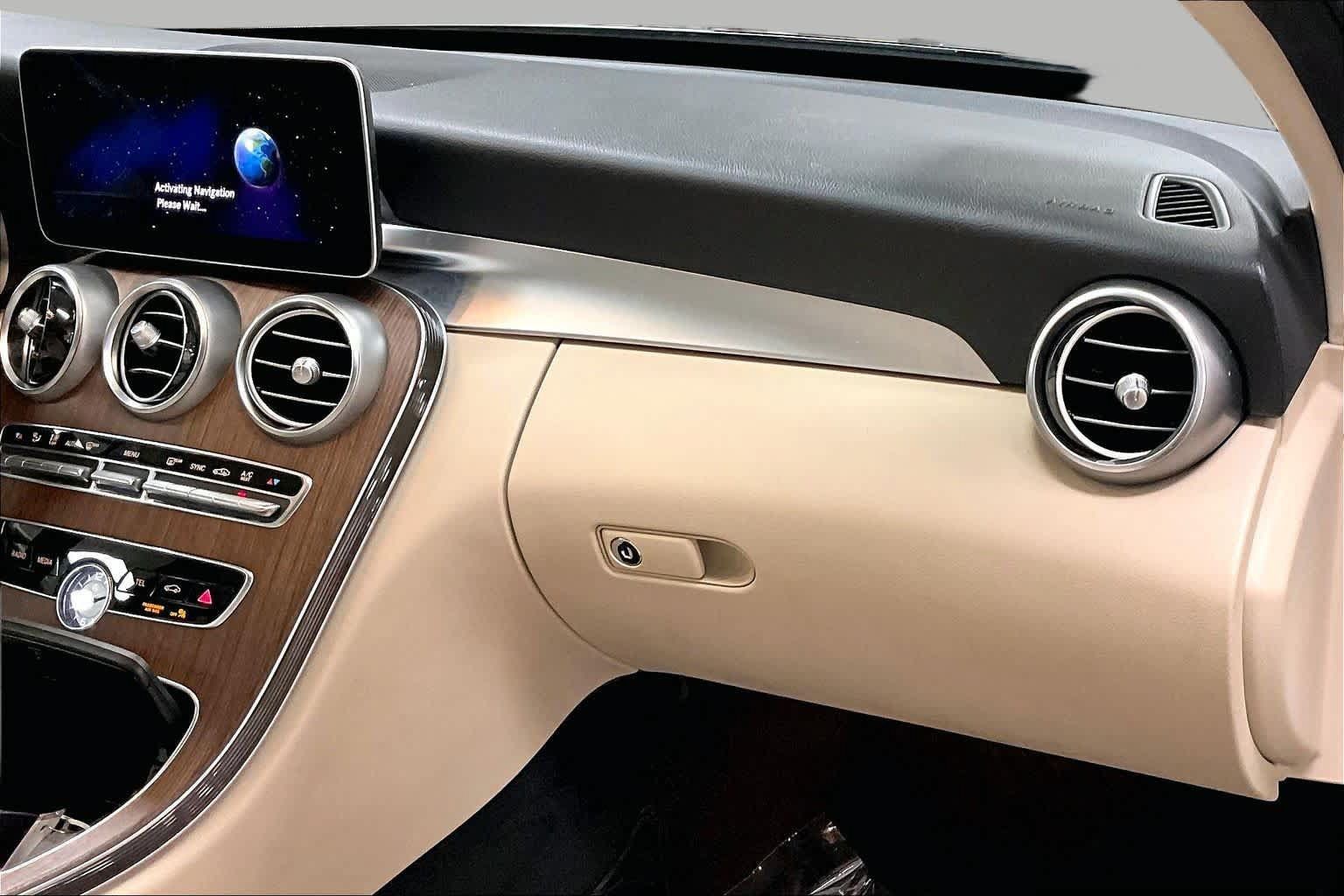 Used 2020 Mercedes-Benz C 300 4MATIC Sedan image 19