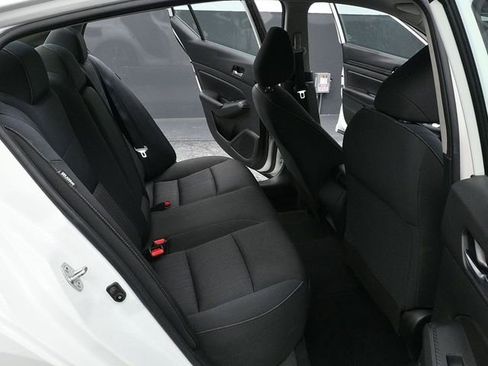 Used 2021 Nissan Altima 2.5 S image 10