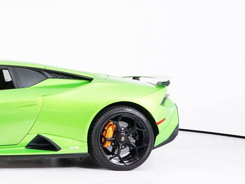 Used 2023 Lamborghini Huracan Tecnica RWD image 13