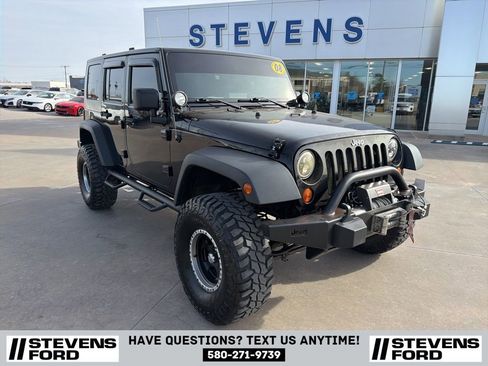 Used 2008 Jeep Wrangler X image 3