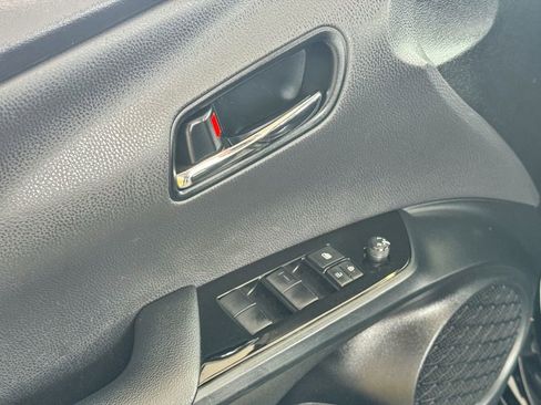 Used 2022 Toyota Prius XLE image 14
