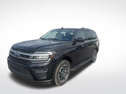 Used 2024 Ford Expedition XLT