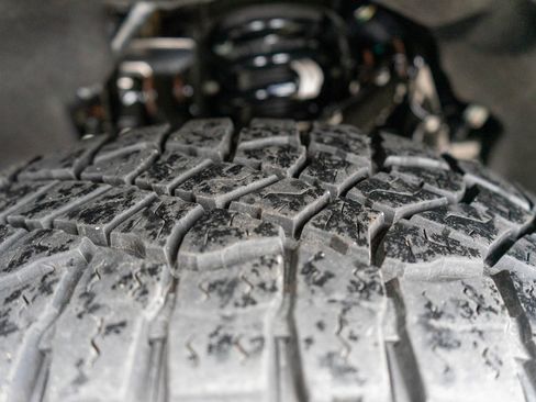 Used 2024 GMC Canyon AT4X image 36