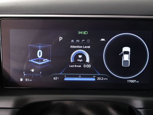 Used 2024 Hyundai Santa Cruz Limited image 4