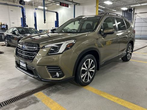 Certified 2023 Subaru Forester Limited AWD/4WD image 4