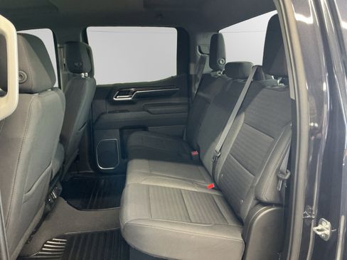 Used 2022 Chevrolet Silverado 1500 RST AWD/4WD image 13