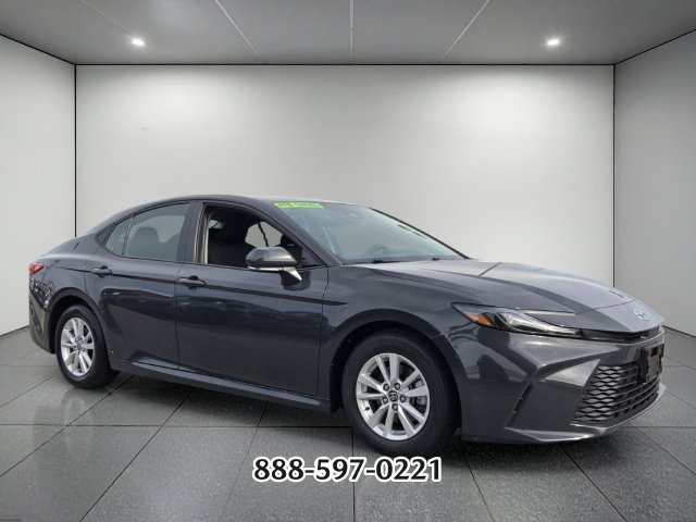 Used 2025 Toyota Camry LE FWD image 7