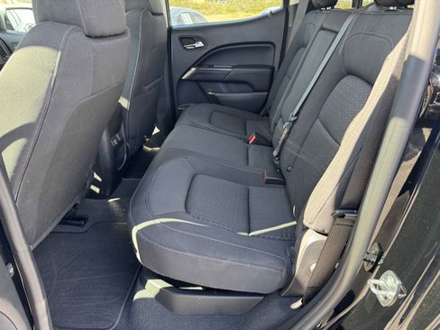 Used 2022 GMC Canyon Elevation image 15