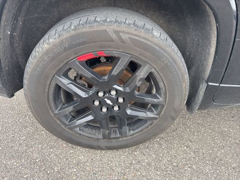 Used 2019 Chevrolet Traverse Premier w/ Redline Edition image 11