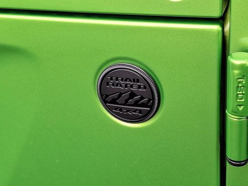 New 2025 Jeep Gladiator Sport image 17